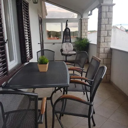Apartment Samanta Sunny